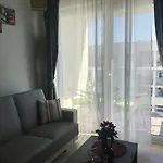 Lucky Apartment *