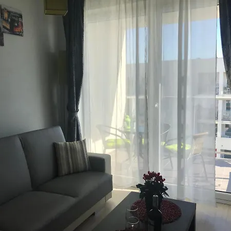 Lucky Apartment *